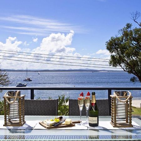 Dutchie'S Dream - Glorious Views And Opposite Dutchies Beach Nelson Bay Exterior photo